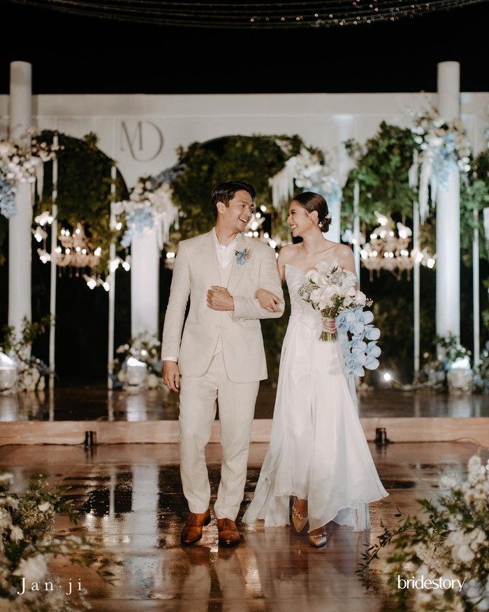 Pernikahan Mikha Tambayong