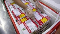 Makanan ini siap didistribukan untuj jemaah Indonesia yang melakukan ibadah haji di Mekkah. 