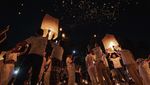Ribuan Lampion Hiasi Langit Candi Borobudur