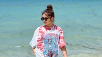 Tiara Andini tampil santai di pantai/Foto: Istimewa (dok.Instagram @tiaraandini)