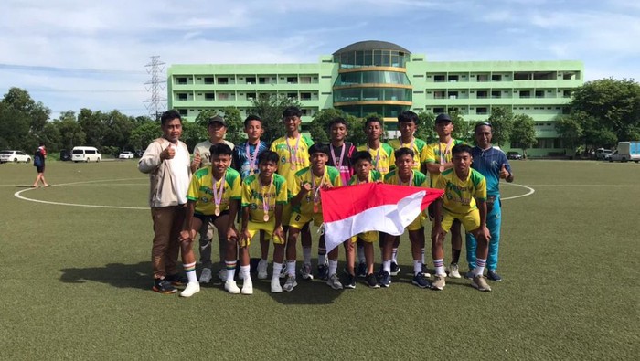 Tim sepakbola MTsN 4 Malang