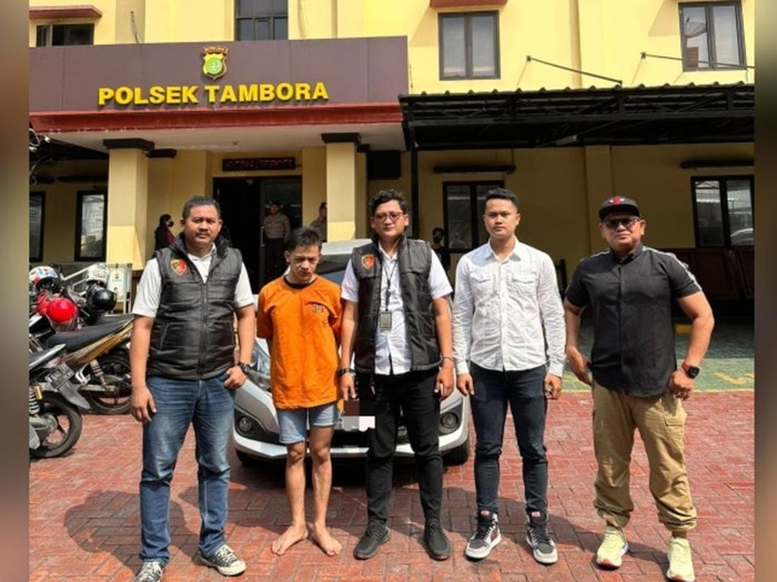 Transpuan di Tambora, Jakbar, ditangkap usai bawa kabur mobil pelanggan (dok istimewa)