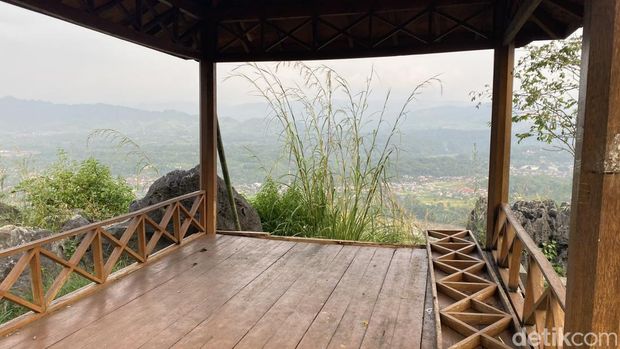 Wisata Karang Para yang kini terbengkalai