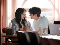 Romansa Jeon Yeo Been-Ahn Hyo Seop Bikin Hanyut di Teaser A Time Called You