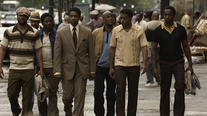 Cuplikan adegan di film American Gangster.