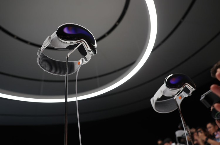 Apple Vision Pro