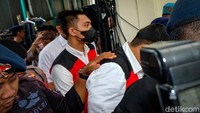 Seperti diketahui, kasus penganiayaan David ini terjadi pada Senin (20/2/2023). Polisi kemudian menetapkan Mario dan Shane sebagai tersangka. Selain itu, ada juga AG (15) yang ditetapkan sebagai anak berhadapan dengan hukum. AG sudah lebih dulu diadili. Dia divonis 3,5 tahun penjara di tingkat PN Jaksel dan Pengadilan Tinggi DKI Jakarta. AG telah mengajukan kasasi.  