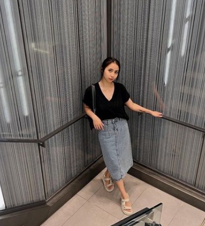 Clairine Clay Serunya Kulineran Clairine Clay, Makan Tiram hingga Jajan di Jepang