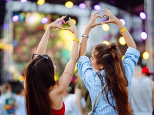 Pertama Kali Nonton Konser? Ini 5 Hal Penting yang Perlu Kamu Siapin