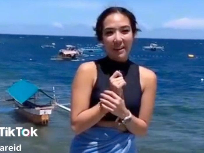 Gisel usai diving.