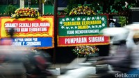 Rencananya sidang akan berlangsung pukul 11.00 WIB. 