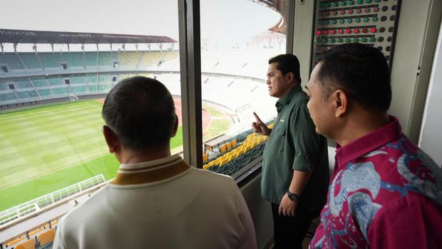 Ketua PSSI mengecek kesiapan laga Indonesia VS Palestina (Dik. Istimewa)
