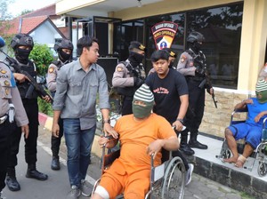 Peluru Bersarang di Kaki Komplotan Pembobol Minimarket di Indramayu