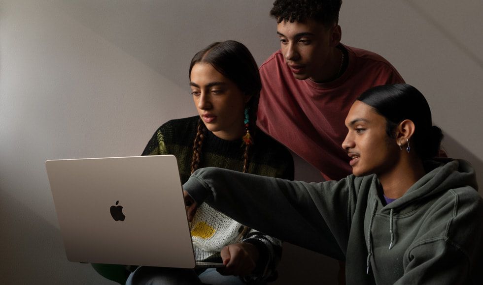 MacBook Air 15 Inch