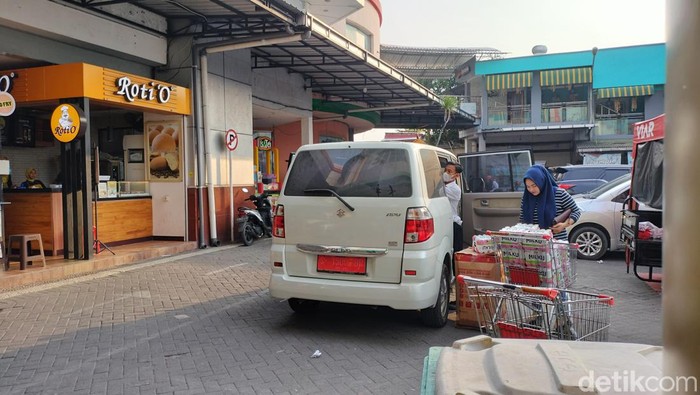Mobil Siaga di Bojonegoro digunakan istri kades belanja