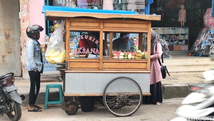 Rujak Laksana Garut.