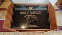 Plakat Museum H.O.S Tjokroaminoto/Foto: Nanda Syafira