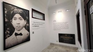 Mampir ke Rumah Lahir Bung Karno di Surabaya