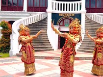 Sejarah Tari Tanggai dari Palembang, Busana hingga Gerakannya