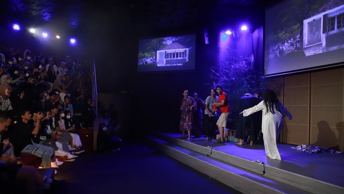 Teater 'Kuntilanak Mangga Dua' Sukses Hibur Penikmat Seni