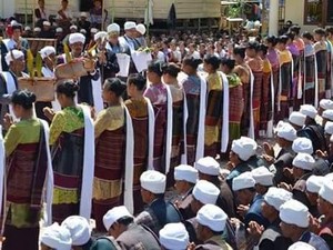 Terpopuler: Di Indonesia Ada Penganut Agama Parmalim, Ini Tempat Ibadahnya