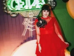 8 Foto Artis Cosplay Horror di Ulang Tahun Chelsea Islan Bertema Tim Burton