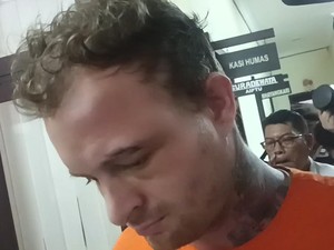 Ngaku-ngaku Tentara, Bule Australia Hajar Pacar Sampai Babak Belur