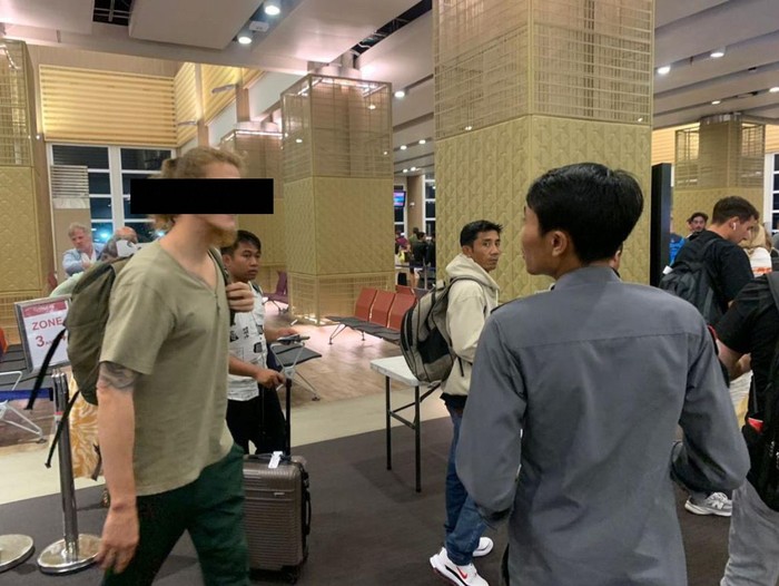 Rudenim Denpasar mendeportasi IC (34), WNA Rusia, setelah menjalani pidana penjara kasus menanam ganja di rumah sewaannya di Jimbaran.
