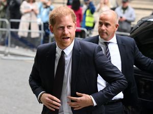 Pangeran Harry Tiba di London Usai Raja Charles III Diumumkan Idap Kanker