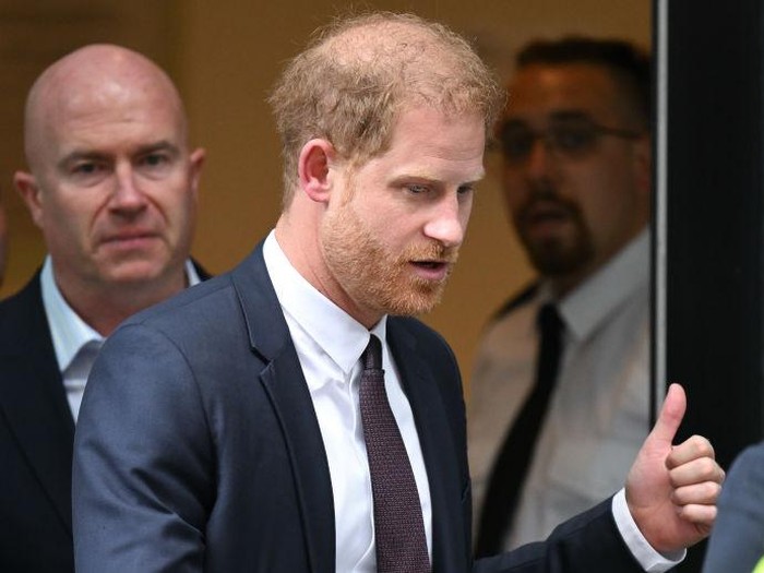 LONDON, ENGLAND - JUNE 06: Prince Harry, Duke of Sussex, departs after giving evidence at the Mirror Group Phone hacking trial at the Rolls Building at High Court on June 06, 2023 in London, England. Prince Harry is one of several claimants in a lawsuit against Mirror Group Newspapers related to allegations of unlawful information gathering in previous decades. (Photo by Karwai Tang/WireImage)