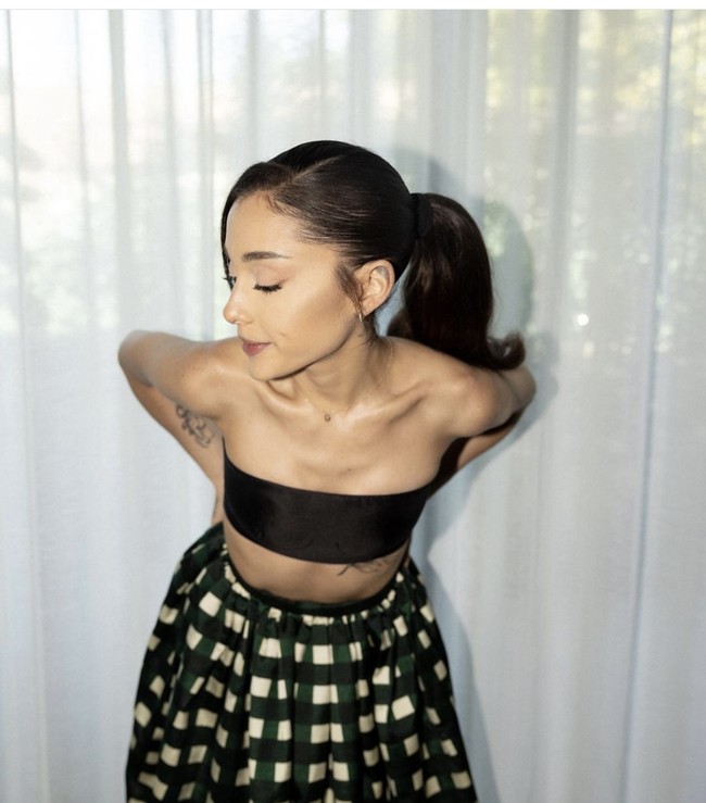 Namun sejak 2021 tampak bobotnya yang semakin turun. Tubuhnya yang sudah mungil tampak semakin kecil. Foto: Instagram