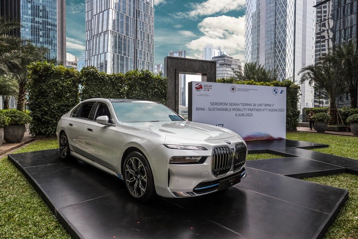 BMW i7 buat KTT ASEAN 2023 di Jakarta