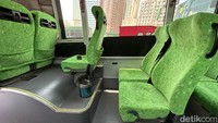 Sama seperti bus shalawat yang lain, bus khusus lansia dan disabilitas ini juga beroperasi 24 jam. Foto: Meliyanti Setyorini