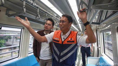 Dirut KAI Cek Kesiapan Akhir LRT Jabodebek