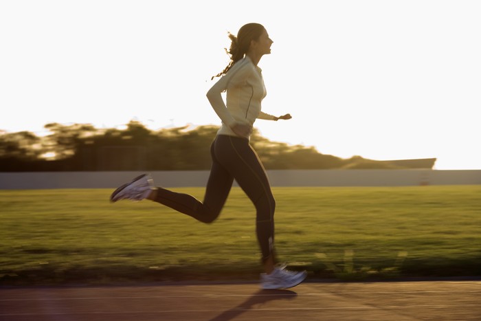 Hari Lari Sedunia (Global Running Day) diperingati setiap 7 Juni. Peringatan ini mengajak orang-orang untuk memulai kebiasaan hidup sehat dengan cara berlari.