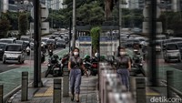 Suasana ibu kota Jakarta, Rabu (7/6/2023). Besaran biaya hidup di setiap kota berbeda-beda antara satu dengan yang lainnya. Hal ini bisa saja dipengaruhi oleh berbagai faktor, mulai dari tingkat kemajuan daerah, minat wisata, dan yang terpenting gaya hidup.