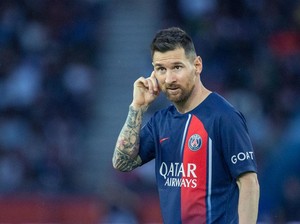 Fitnah dan Lelahnya Messi yang Bikin Ogah Balik ke Barcelona