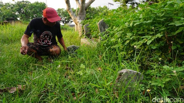 Makam Mr X Kota Mojokerto