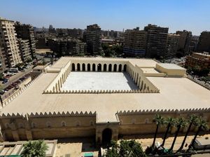 Masjid Bersejarah Al-Zhahir Baybars di Mesir Dibuka Lagi, Ini Potret Megahnya