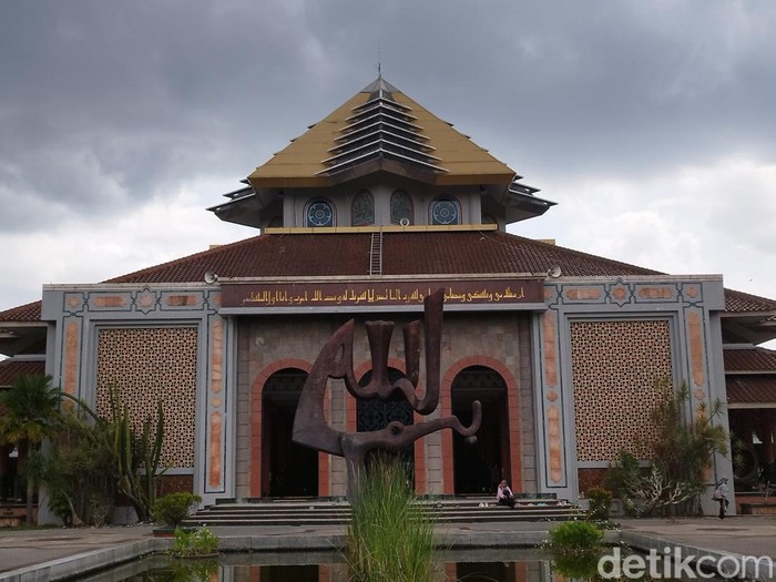 Masjid Kampus UGM