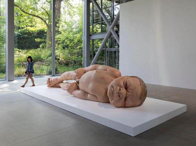 Melihat Pameran Patung Unik di Fondation Cartier Prancis
