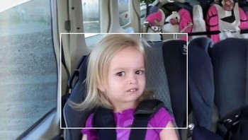 Meme Chloe melirik. Foto: twitter.com/StepnEurope