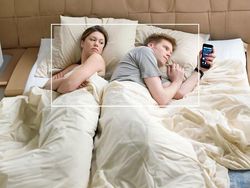 Mencengangkan! Foto dan Meme Ikonik Diperluas Pakai AI Photoshop