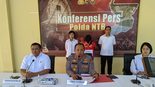 Polda NTB menggelar konferensi pers kasus TPPO di Polda NTB, Rabu (7/6/2023). Foto: Ahmad Viqi/detikBali.