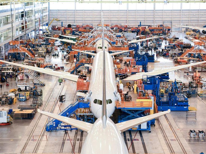 Boeing employees assemble 787s inside their main assembly building on their campus in North Charleston, South Carolina, U.S., May 30, 2023. Gavin McIntyre/Pool via REUTERS