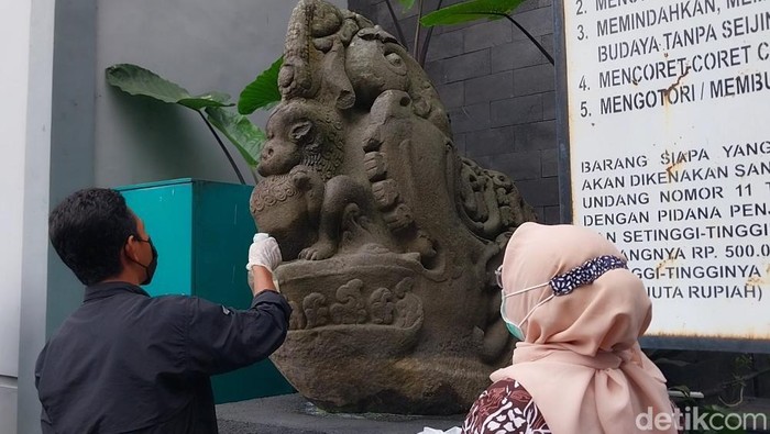 Proses Perawatan Koleksi Kuno di Museum Mpu Purwa Kota Malang