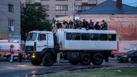 Sebanyak 25.000 orang lagi harus dievakuasi di sisi Sungai Dnipro yang diduduki Rusia.  