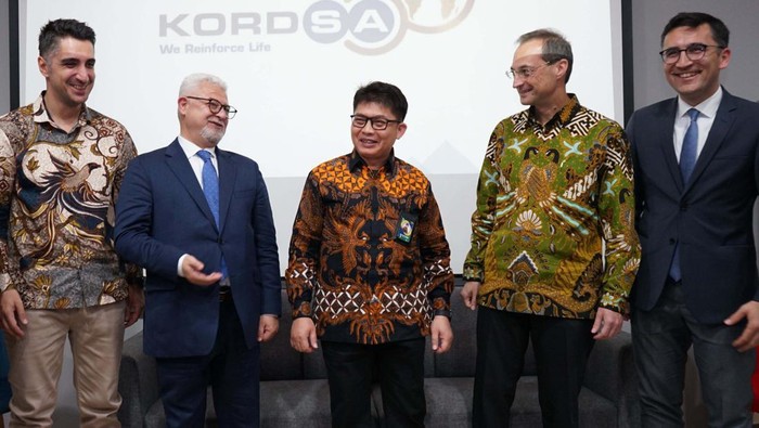 PT Indo Kordsa Tbk meresmikan APAC Technical Center. APAC adalah pusat riset dan pengembangan teknologi penguat ban.