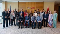 Mendag Zulkifli Hasan dan Menteri Tengku Zafrul juga membahas kebijakan deforestasi Uni Eropa yang  mendiskriminasi  negara  berkembang.  Kedua  menteri  sepakat  untuk  bekerja  sama  secara intens karena Indonesia dan Malaysia memiliki kepentingan yang sama untuk melindungi rakyat dan petani kecil. Pada pertemuan ini, Mendag Zulkifli Hasan juga menyampaikan dukungannya kepada Malaysia yang menjadi tuan rumah Pertemuan Dewan Menteri Internasional Tripartite Rubber Council (ITRC) dan meminta dukungan dalam pencalonanCEO IRCo.