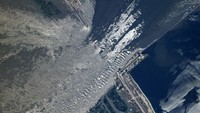 Bendungan Kakhovka jebol setelah diguncang beberapa ledakan pada Selasa (6/6/2023) waktu setempat. Planet Labs PBC via AP. 
